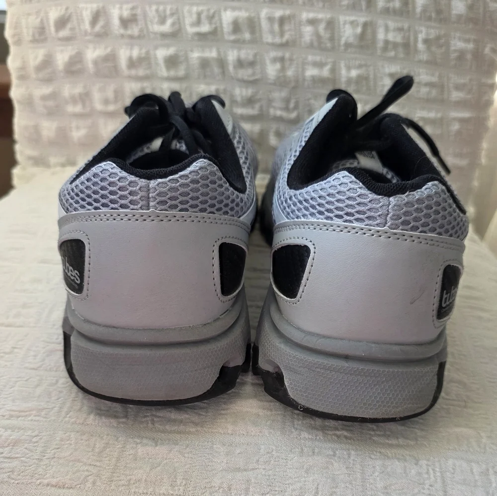 K-Swiss Gray and Black Athletic Shoes
